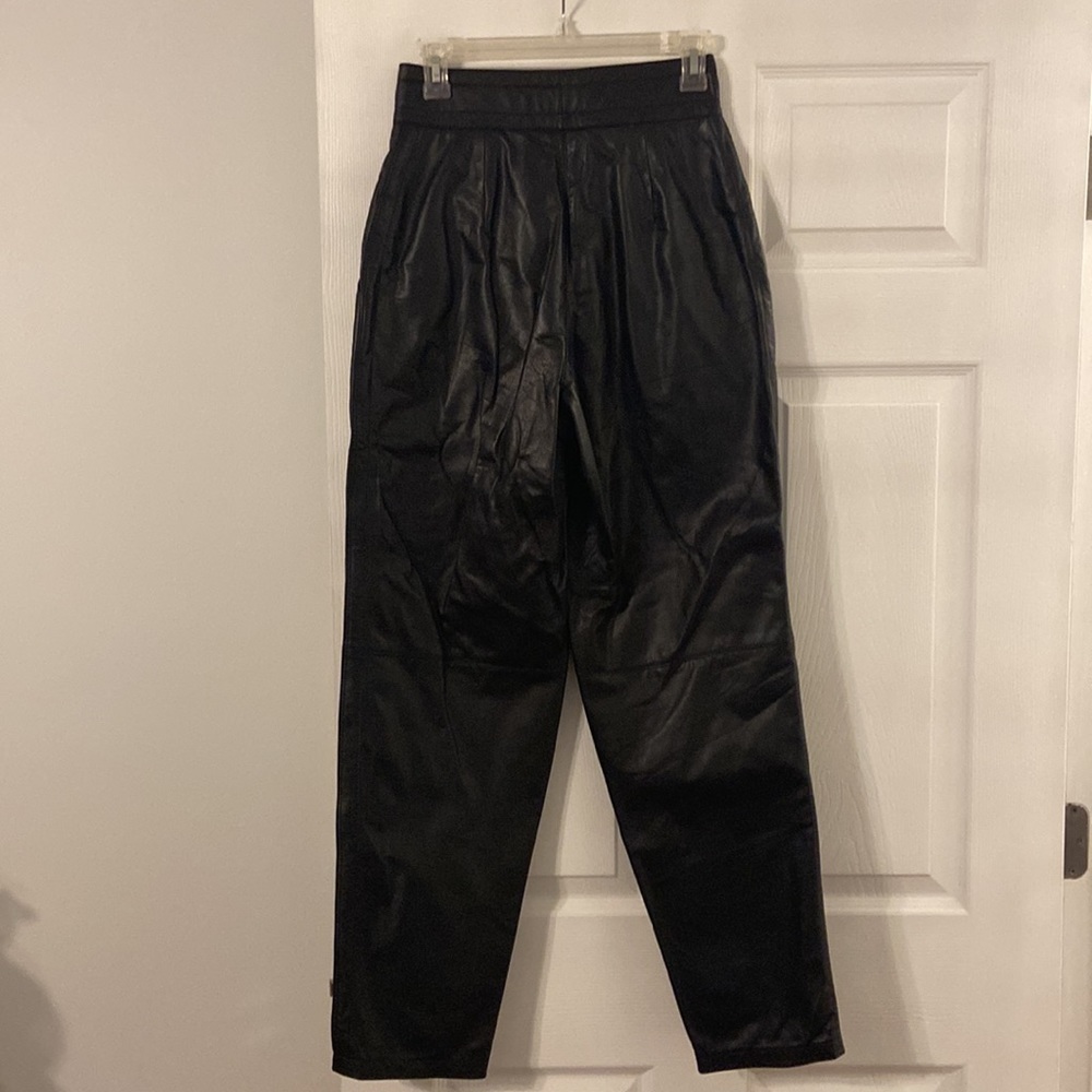 TOFFS High waisted 100% leather pants size 6M inseam 30” waist 26” flat - Picture 5 of 12